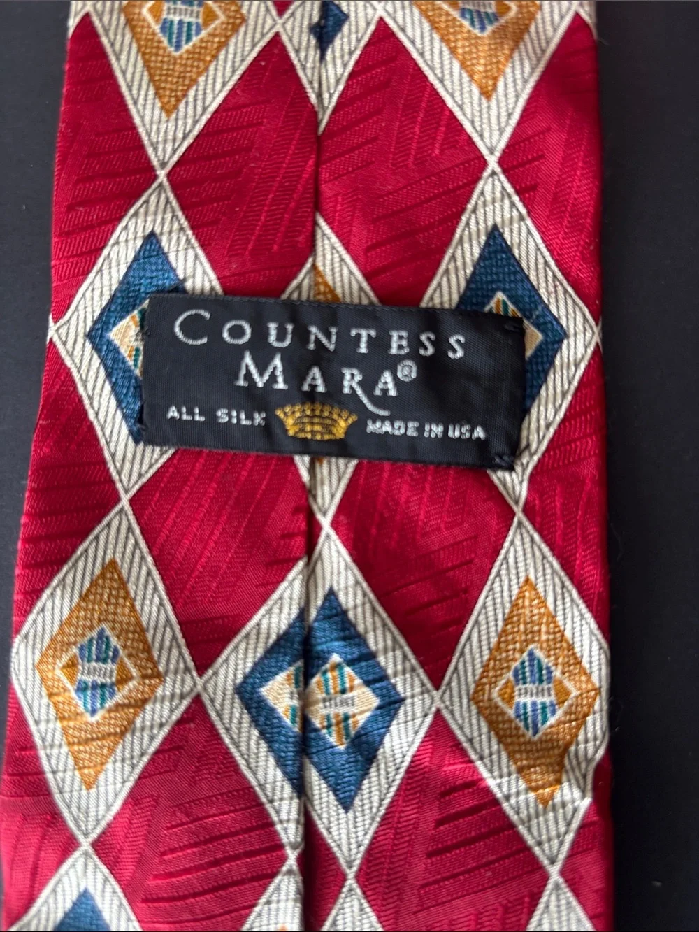 Countess Mara 100% silk Handmade Classic Red Diamond Pattern Men's Tie